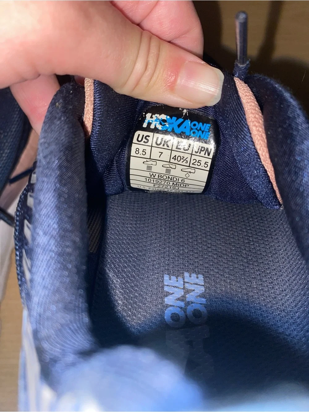 Hoka One One Bondi 6 Navy Blue & Peach Max Cushion Running Shoes Sz 8.5